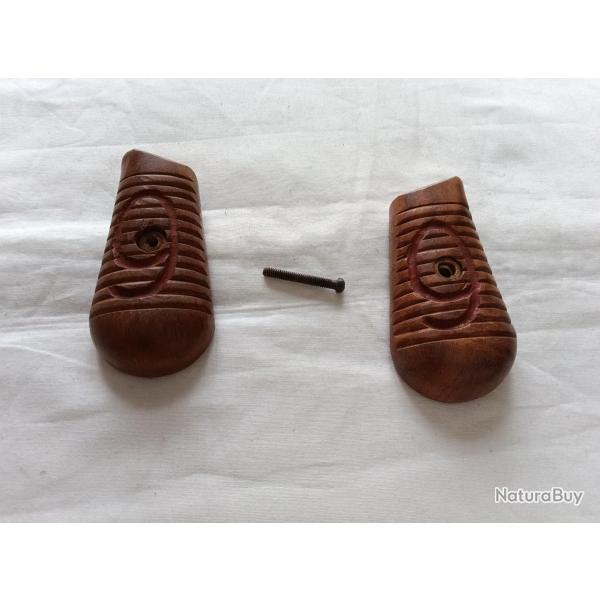 Paire de  plaquettes   C96 gros traits (  A1 )