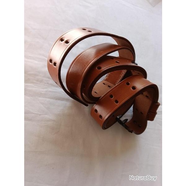 Bretelle de Garand en cuir et m�tal noir (  A1 )