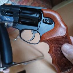 revolver Smith Wesson 351 PD 22 win Mag