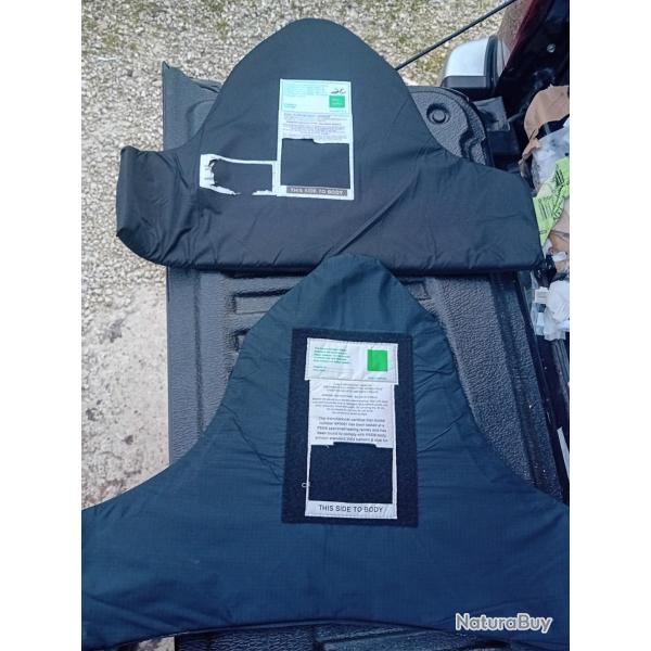Ench�re lot de 2 plaques balistiques 3a contre les armes de poings et les lames 54x36 cm
