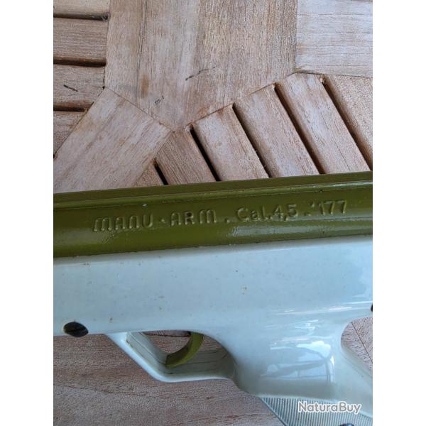 Pistolet � plomb vintage MANU-ARM - Calibre 4.5 mm (.177) - Made in France