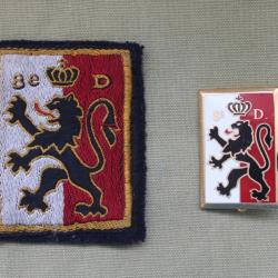 Lot de 2 insignes de la 8&egrave;me Division d'Infanterie M&eacute;tal Drago Paris G.188