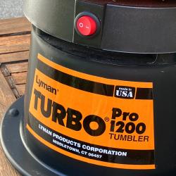 Tumbler LYMAN Turbo 1200 Pro 220V : Nettoyage Efficace des &Eacute;tuis