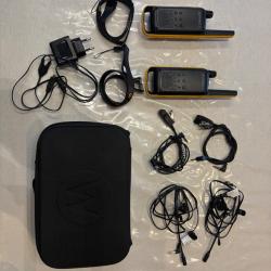 Pack 2 Motorola T82 Extreme + kits Peltor pour chasse / battue. Comme neuf.