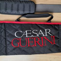 Fourreau LUXE matelass&eacute; noir/rouge 135 cm - Caesar Gu&eacute;rini