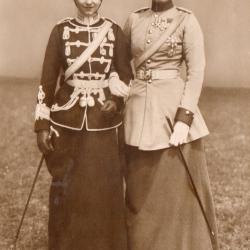 Carte Postale Ancienne - Kronprinzessin Cecilie et Herzogin Viktoria Luise -N&deg;8701