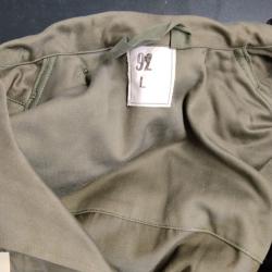 Veste de treillis satin. 92L neuve avec capuche.