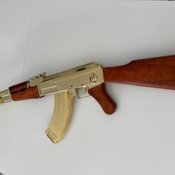 R&eacute;plique AK47 Dor&eacute;e