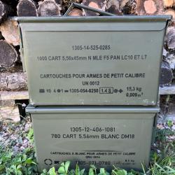 Lot de 2 caisses &agrave; munitions vides kaki