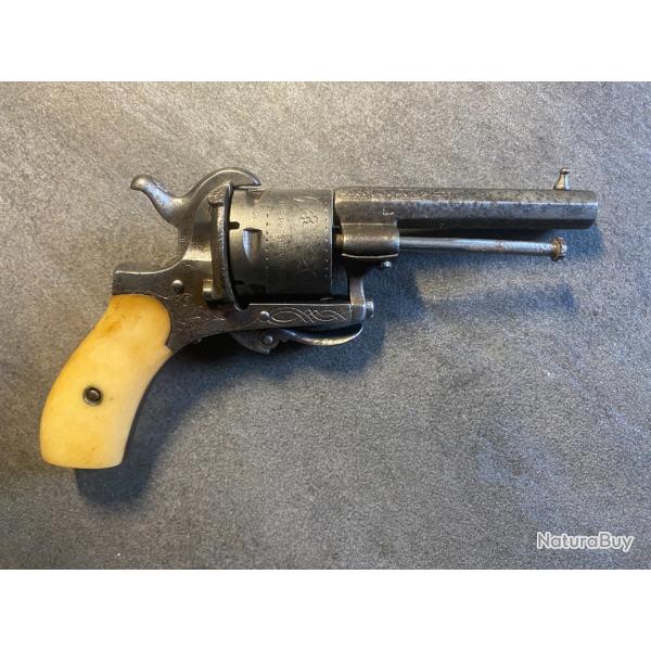 Revolver � broche 7mm type Lefaucheux