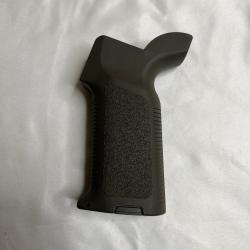 Pistol grip M4 / M16 AEG QD ergonomique Specna Arms OD green