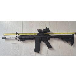 XR15 M4 premi&egrave;re main &eacute;tat irr&eacute;prochable idem ar15 colt