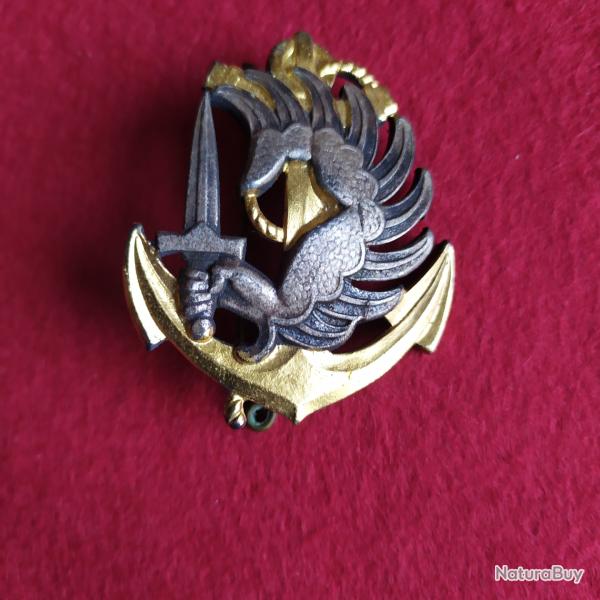 insigne de beret parachutiste  drago