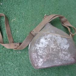 gourde de poilu avec harnais