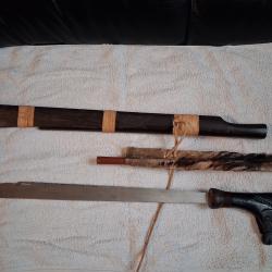 ANCIEN  mandau