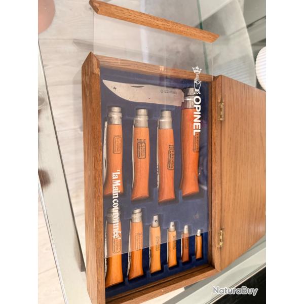 Coffret OPINEL 1er choix. La main couronn�e