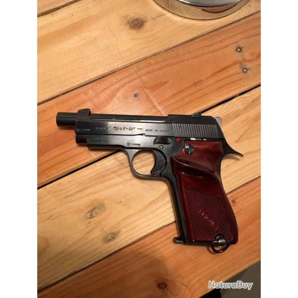 Pistolet UNIQUE BCF-66