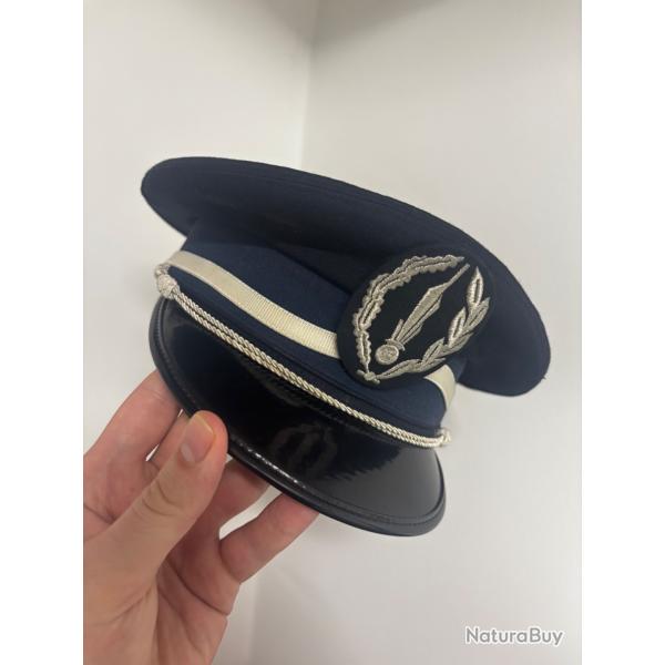 Casquette c�r�monie gardien de la paix