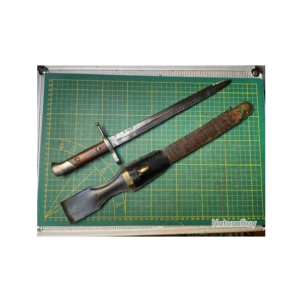 Ba�onnette Italienne Mod�le 1891 (M1891) avec son fourreau en cuir et pontet / quillon � boule