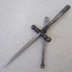 Stylet / pique couille 19e tout fer
