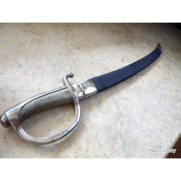 SABRE BRIQUET infanterie Manu royale klingenthal 1826  Nbreux poin�ons  poign�e avec chocs dessus