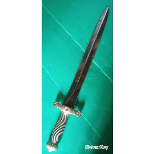 ANCIEN GLAIVE D INFANTERIE FRANCAIS MOD 1861 . FABRIC MAISON TALABOT PARIS ( Poin�ons ) .