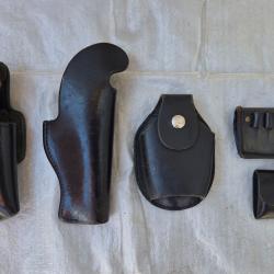 LOT &Eacute;TUI ARME DE POING & MUNITION SCORPION - &Eacute;TUI MENOTTES GK - &Eacute;TUIS ARMES DE POING SANS MARQUES