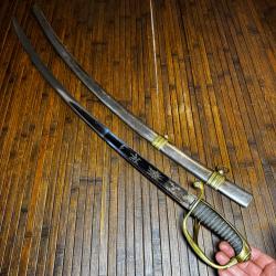 Sabre Officier Cavalerie L&eacute;g&egrave;re &agrave; la Chasseur - Lame Bleuie & Dor&eacute;e Solingen Weyersberg