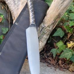 Grand Poignard Couteau de Chasse Lame Forg&eacute;e Dans une Barre d'Acier Carbone Fab Artisanale Housse