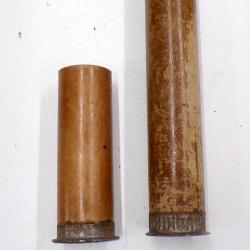 deux cartouches probabmement allemandes pour pistolet-signaleur. p&eacute;riode premi&egrave;re guerre mondiale.