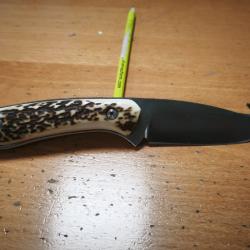 Couteau chasse a d&eacute;pecer skinner