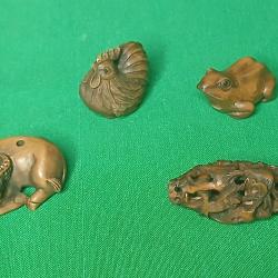 Petits animals en bois finement sculpt&eacute;s   milieu du XXe si&egrave;cle (p&eacute;riode Showa)
