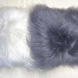 Coussin v&eacute;ritable peau de mouton islandais gris