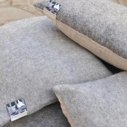 Housse Coussin lin naturel et pure laine grise gris anthracite 60*40 cm