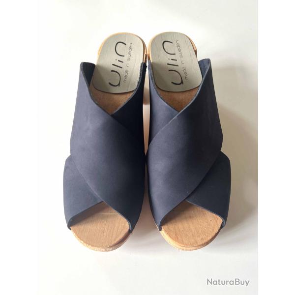 Sandale sabot femme ouverte mule su�doise � talons bois et cuir - Diva bleu marine navy 39