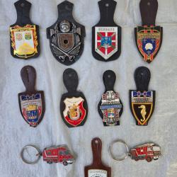 Insignes avec cuir & porte-cl&eacute;s Sapeurs Pompiers