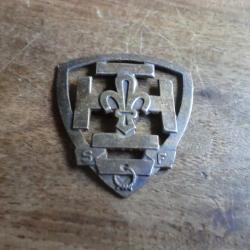 insigne de b&eacute;ret SCOUT