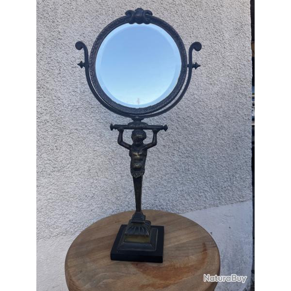 Miroir en bronze