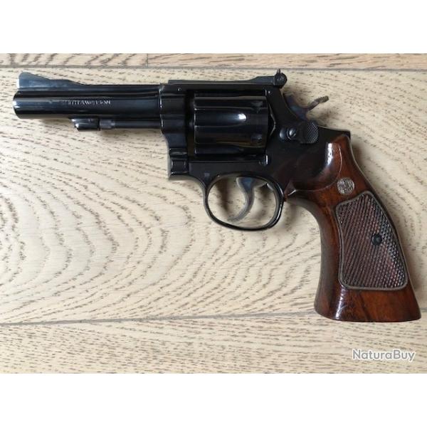 S&W 48-4  cal 22 magnum
