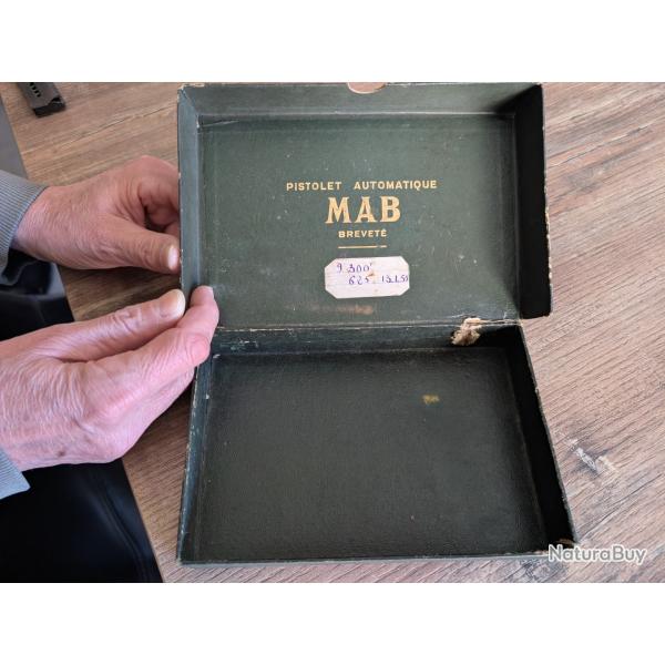 boite original de pistolet MAB type D 7.65 mm