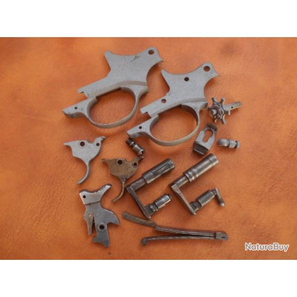 lot de pi�ces pour revolver model 1892 .