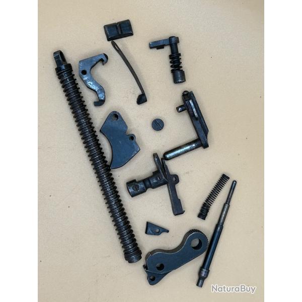 FRANCE 2� GM - KIT PIECES INTERNES ET EXTERNES POUR PISTOLET MAS 35 A
