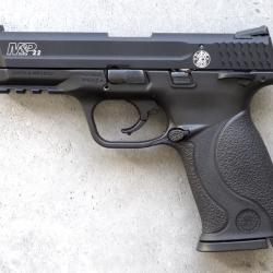 Pistolet Smith & Wesson MP22 cal. 22LR canon long filet&eacute;, &eacute;tat neuf
