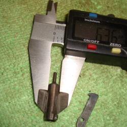 PERCUTEUR +EXTRACTEUR  PISTOLET