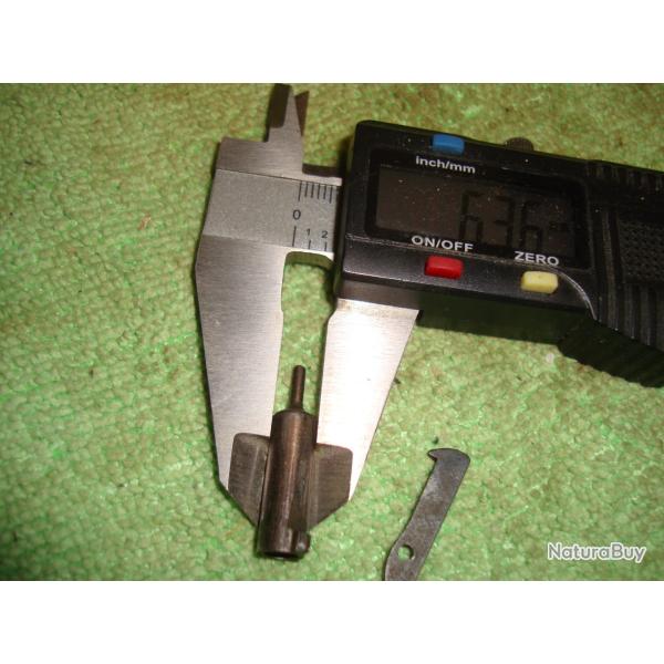 PERCUTEUR +EXTRACTEUR  PISTOLET