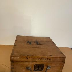 Rare caisse SMS Kolberg Allemagne WW1, marine imp&eacute;riale allemande