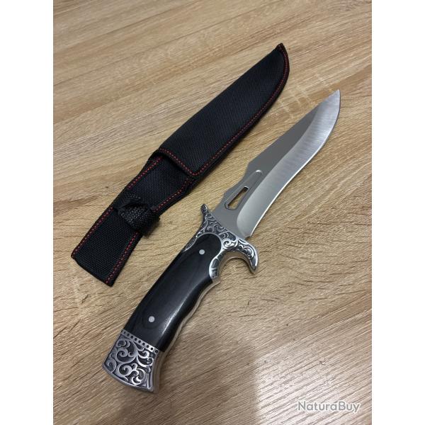 Magnifique couteau avec �tui Neuf