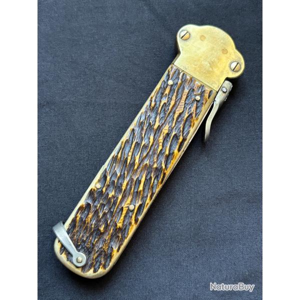 Couteau ancien � gravit�
