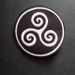 Patch Trisk&egrave;le thermocollant neuf livraison lettre verte OFFERTE