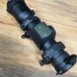 Ench&egrave;res Aimpoint H34S + montage pivot levier point rouge